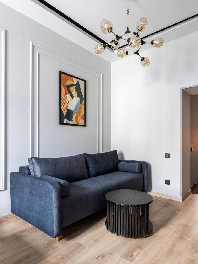 Modern Apartment Lviv Exterior foto
