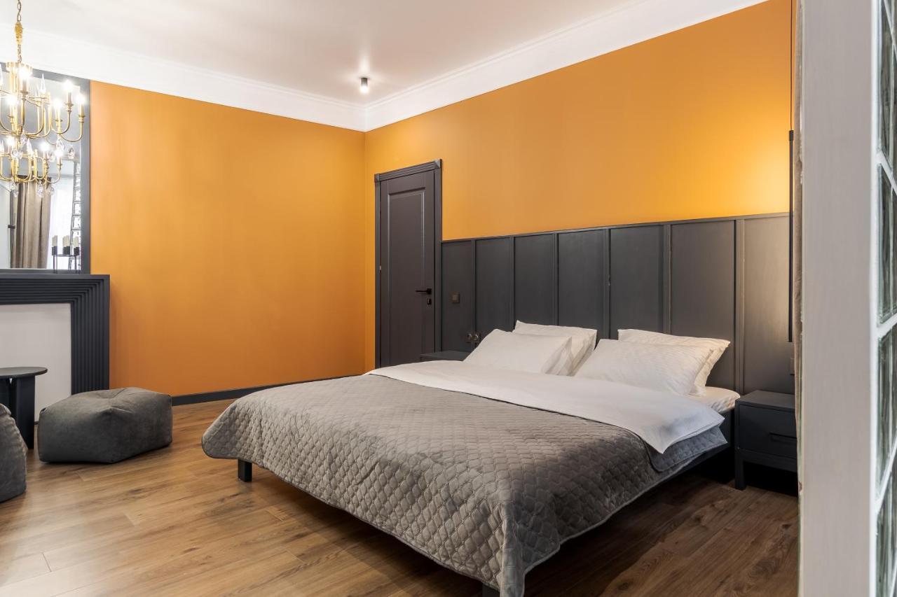 Modern Apartment Lviv Exterior foto