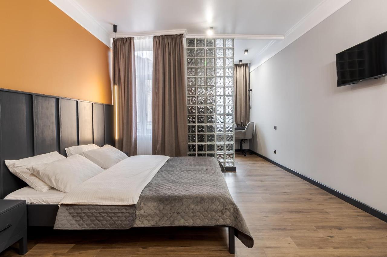 Modern Apartment Lviv Exterior foto